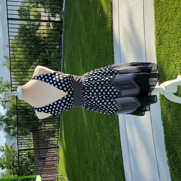 BCBGMAXAZRIA Silk Halter Dress - Size 0 - Picture 2 of 12